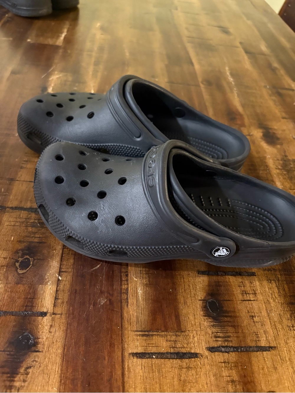 CROCS Classic Black Slip-On Clog